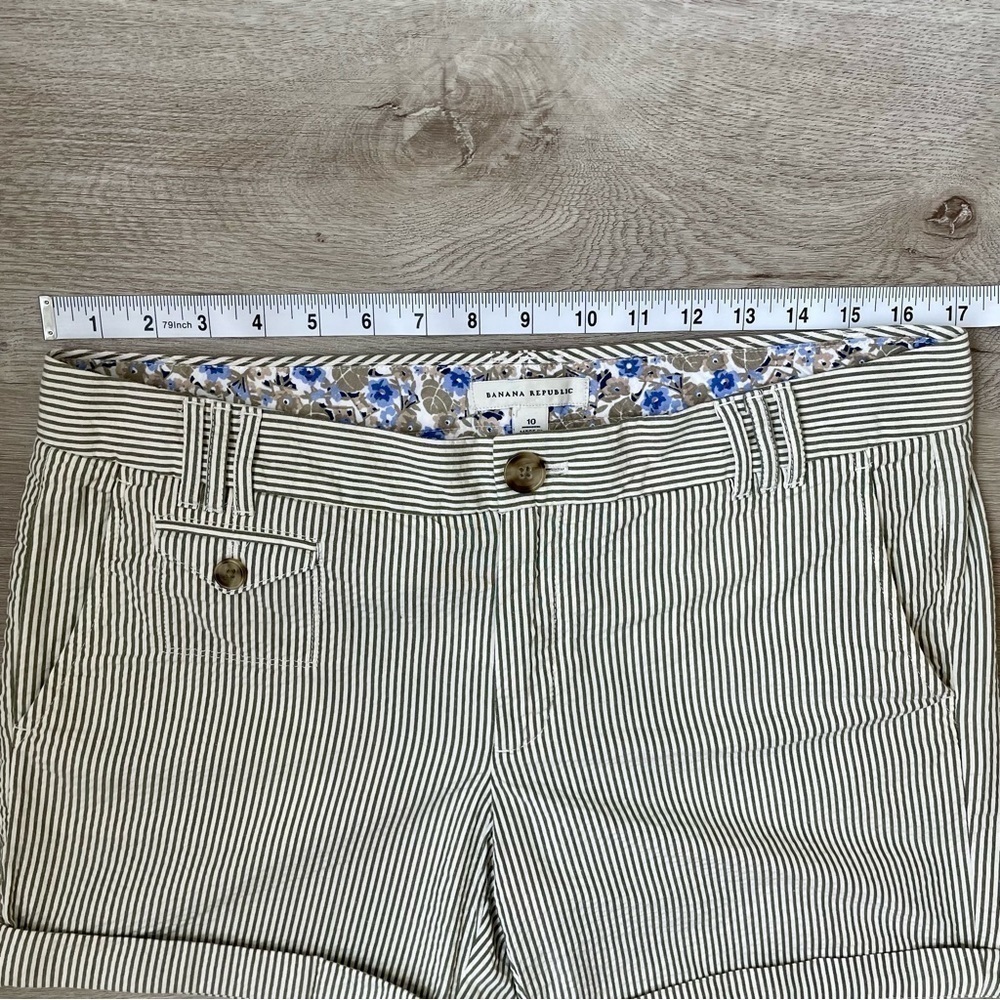 Banana Republic Sage Green Cream Striped Shorts - Picture 7 of 12